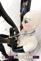 freaksinside310tgp04.jpg