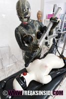freaksinside317tgp14.jpg